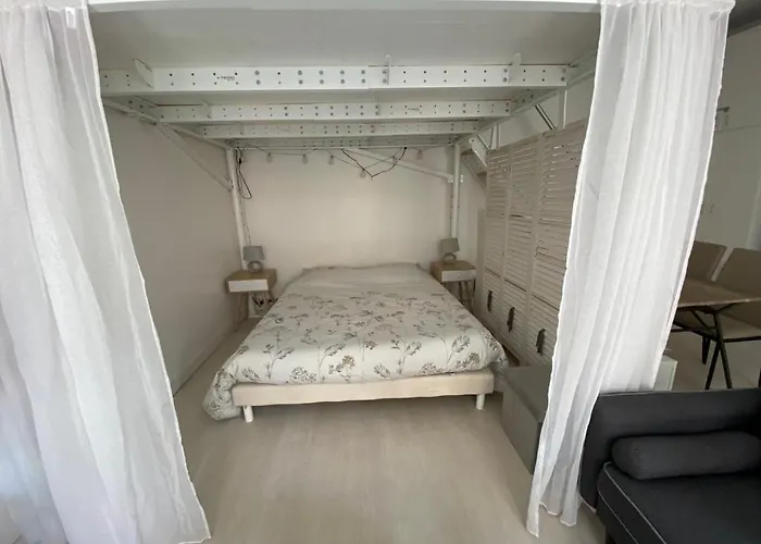 דירה Moderne, Terrasse Et Climatise, Proche Plage, Spacieux אנטיב