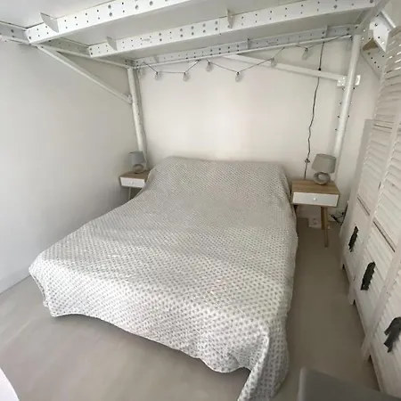 Apartmán Moderne, Terrasse Et Climatise, Proche Plage, Spacieux