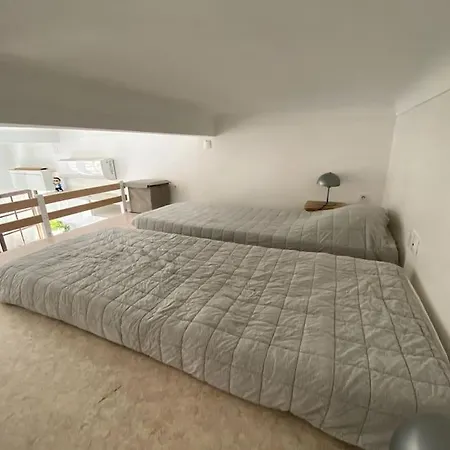 Apartment Moderne, Terrasse Et Climatise *