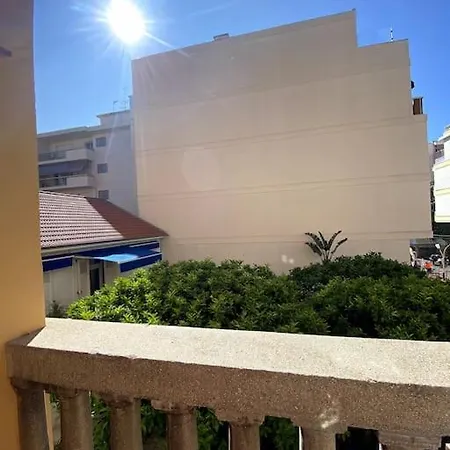 Moderne, Terrasse Et Climatise, Proche Plage, Spacieux Apartmán Antibes