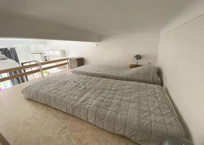 Lägenhet Moderne, Terrasse Et Climatise, Proche Plage, Spacieux *